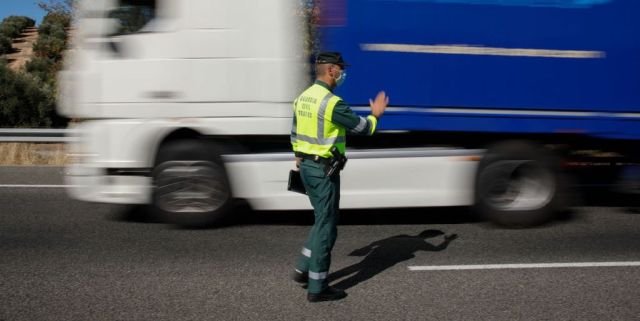 Contol DGT de vehículo de transporte de mercancias
